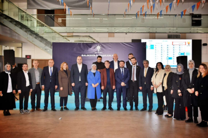 AK PARTİ BALIKESİR’DE 2502 DELEGE TEMAYÜLE KATILDI