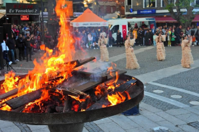 ERDEK’TE HIDIRELLEZ COŞKUSU YAŞANDI