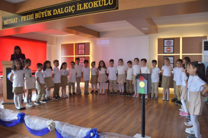 EDREMİT’TE TRAFİK HAFTASI KUTLANDI