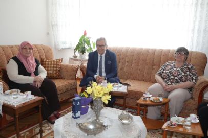 MİRZA, ŞEHİT ANNELERİNİN GÜNÜNÜ KUTLADI
