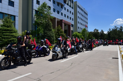 MOTOR SEVERLER BAÜN’DE BULUŞTU