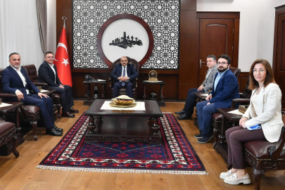 YILMAZ, BANDIRMA’DAKİ SORUNLARI USTAOĞLU’NA ANLATTI