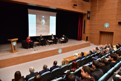 MEHMET AKİF’İN BALIKESİR’E GELİŞİ TARİHÇEYLE ELE ALINDI