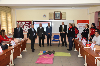 MÜDÜR DEMİR, İLK YARDIM EĞİTİM MERKEZİ'Nİ ZİYARET ETTİ