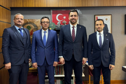 BANDIRMA’NIN EĞİTİM PROJELERİ VEKİL ÖZTAYLAN İLE GÖRÜŞÜLDÜ