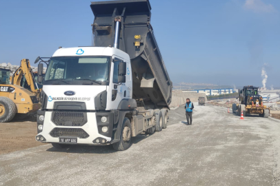 BÜYÜKŞEHİR’DEN OSB’DE HUMMALI ÇALIŞMA