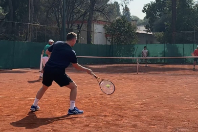 BALIKESİR BÜYÜKŞEHİR SPORCUSU TİLKİ, İZMİR’DE ŞAMPİYON OLDU