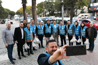 AK PARTİ BALIKESİR İL BAŞKANLIĞI, BURHANİYE’DE BİRLİK VE DAYANIŞMA MESAJI VERDİ