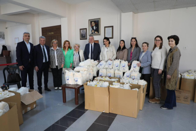 EDREMİT BELEDİYESİ’NDEN YENİ DOĞAN BEBEKLERE İLK HEDİYE