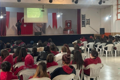 DARGEB, BANDIRMA’DA ÖĞRENCİLERE “MAVİ VATAN”I ANLATTI