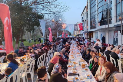 AKIN VE SARI İFTARINI SUSURLUKLULARLA YAPTI 
