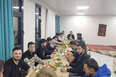 BANDIRMA MÜFTÜLÜĞÜ’NDEN GENÇLERE “RAMAZAN VE İYİLİK” SÖYLEŞİSİ