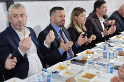 AK PARTİ BALIKESİR TEŞKİLATLARI GECE GÜNDÜZ SAHADA