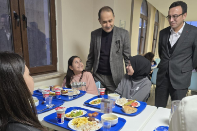 AKSAKAL, ÖĞRENCİLERLE İFTARDA BULUŞTU