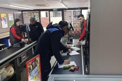 İVRİNDİ’DE MARKET FİYATLARI DENETLENDİ