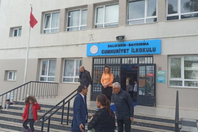 ASLAN, BANDIRMA’NIN MİNİK ÖĞRENCİLERİYLE BULUŞTU