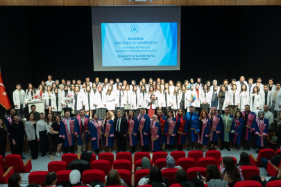 BANÜ’DE FİZYOTERAPİ ÖĞRENCİLERİ BEYAZ ÖNLÜKLERİNİ GİYDİ