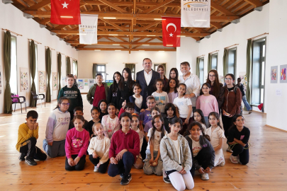 AYVALIK’TA MİNİKLERİN “OYUNA DAVET”İ BÜYÜK İLGİ GÖRDÜ