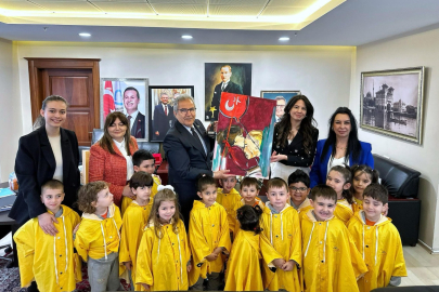 MİRZA “MUTLU ÇOCUKLAR”LA BULUŞTU