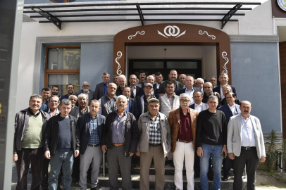 BAŞKAN BAHÇAVAN, DURSUNBEY’İN MUHTARLARI İLE BİR ARAYA GELDİ