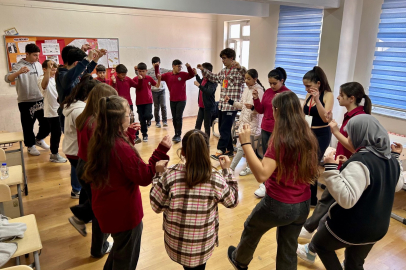 MARMARA ADASI’NDA GENÇLER SANAT VE TEKNOLOJİYLE BULUŞTU