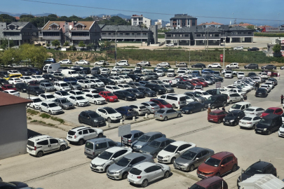 BANDIRMA EĞİTİM VE ARAŞTIRMA HASTANESİ’NDE OTOPARK SORUNU BÜYÜYOR