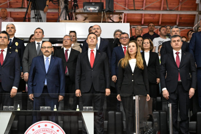 DÜNYA ÇOCUKLARI BALIKESİR’İ RENKLENDİRDİ