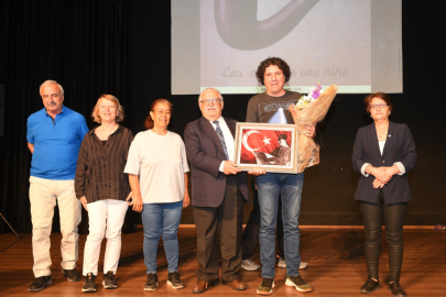 CUMHURİYET SÖYLEŞİLERİ’NDE SANAT KONUŞULDU
