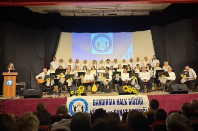 BANDIRMA HALK MÜZİĞİ DERNEĞİ’NDEN EZGİLERLE DOLU BİR GECE