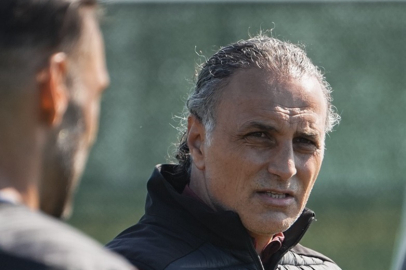 BANDIRMASPOR-ERZURUMSPOR MAÇININ HAKEMLERİ AÇIKLANDI