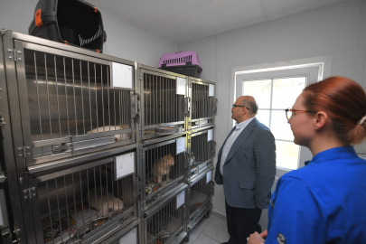 VALİ USTAOĞLU’NDAN SOKAK HAYVANLARI MERKEZİ’NE ZİYARET