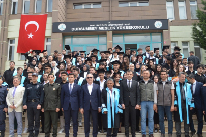 DURSUNBEY MYO, 2025 MEZUNLARINI UĞURLADI