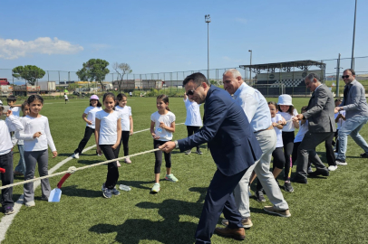 GELENEKSEL ÇOCUK OYUNLARI ŞENLİĞİ COŞKUYLA GERÇEKLEŞTİ