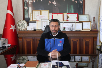 MÜFTÜ PEHLİVAN: “KURBAN, TOPLUMUN PAYLAŞMAYLA BÜTÜNLEŞTİĞİ BİR İBADETTİR”