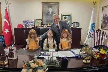 Başkanlık koltuğu çocuklara emanet