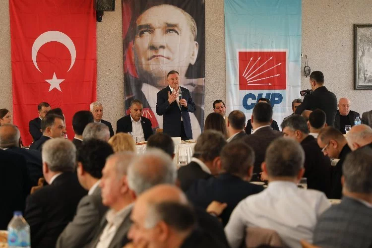 Hatay'da Başkan Savaş CHP'li aday adaylarıyla buluştu
