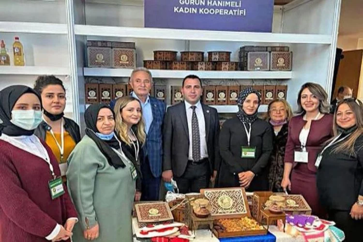 Sivas'ta Gürünlü kadın girişimcilerin organik ürünleri göz kamaştırdı