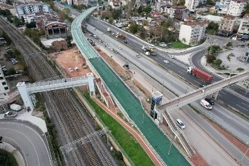 Kocaeli'de tramvay hattı durağına 78 araçlık otopark